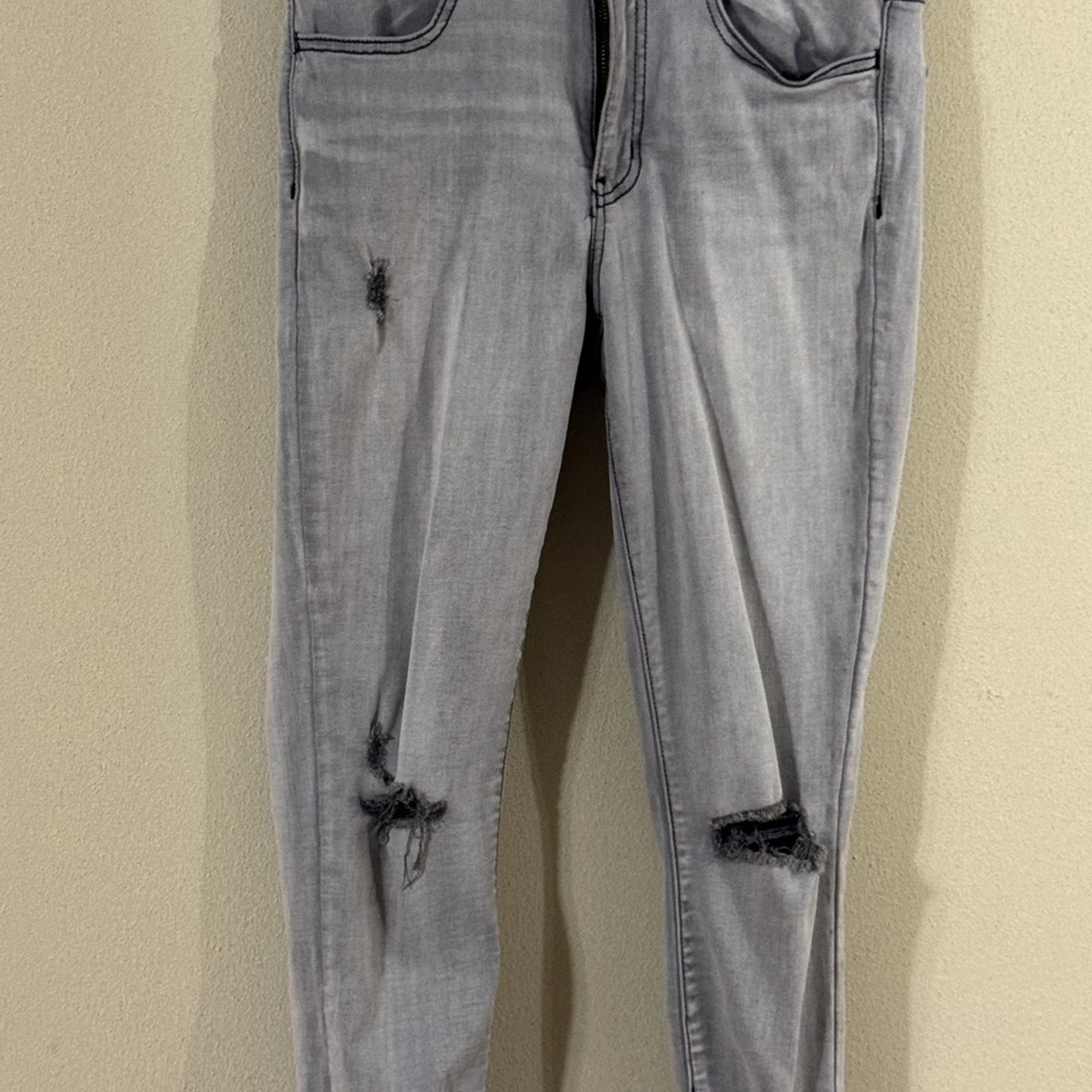 American Eagle Outfitters Gray Distressed Women Jeans super super stretch